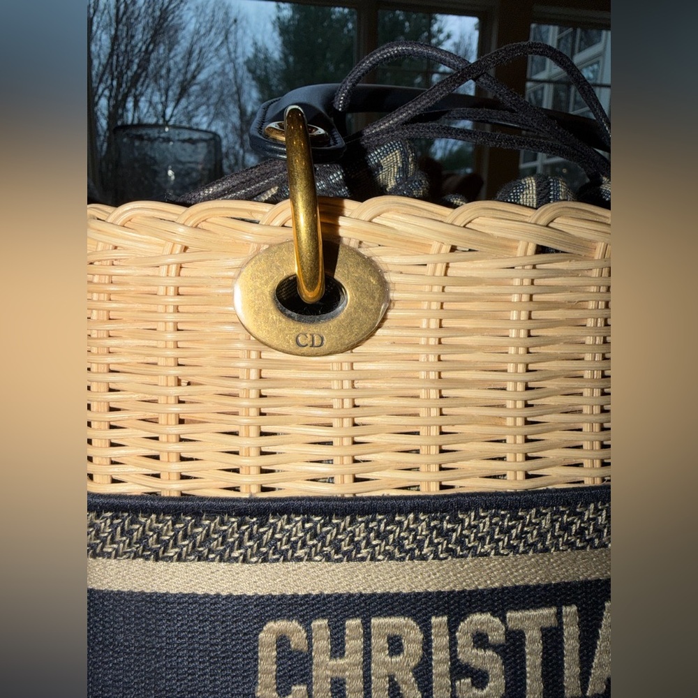 Christian Dior Lady Dior Bag Wicker & Navy Blue Oblique Canvas Medium $6300 - Picture 7 of 13